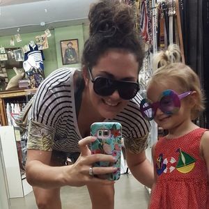 Meet your Posher, Sally